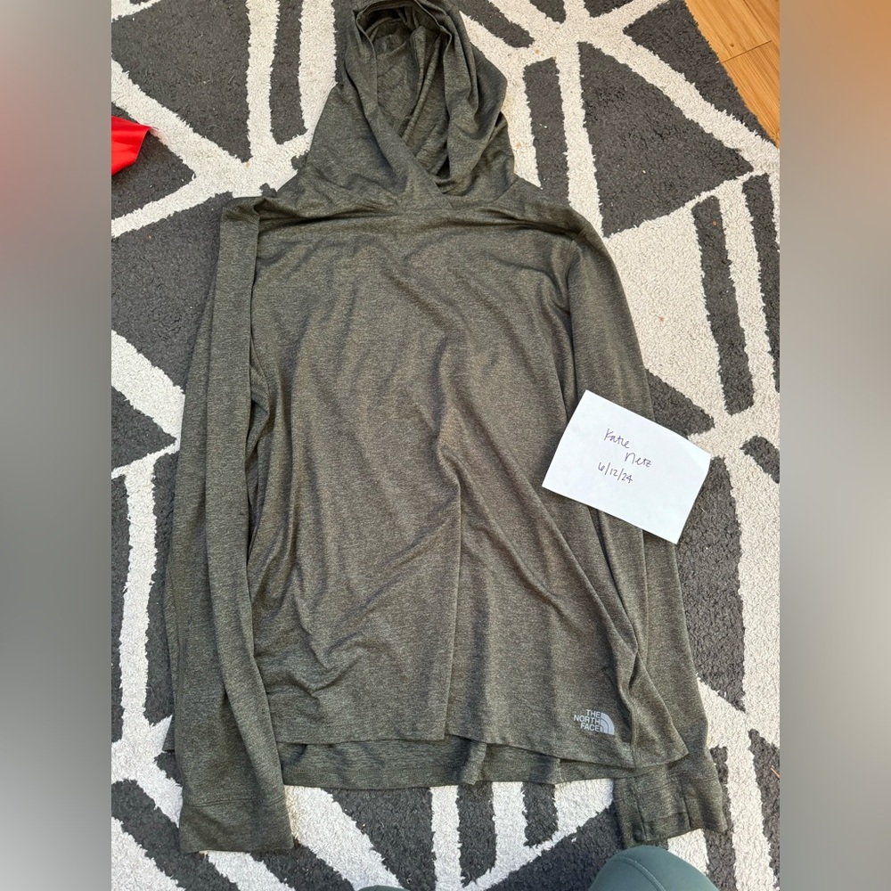 North face pullover